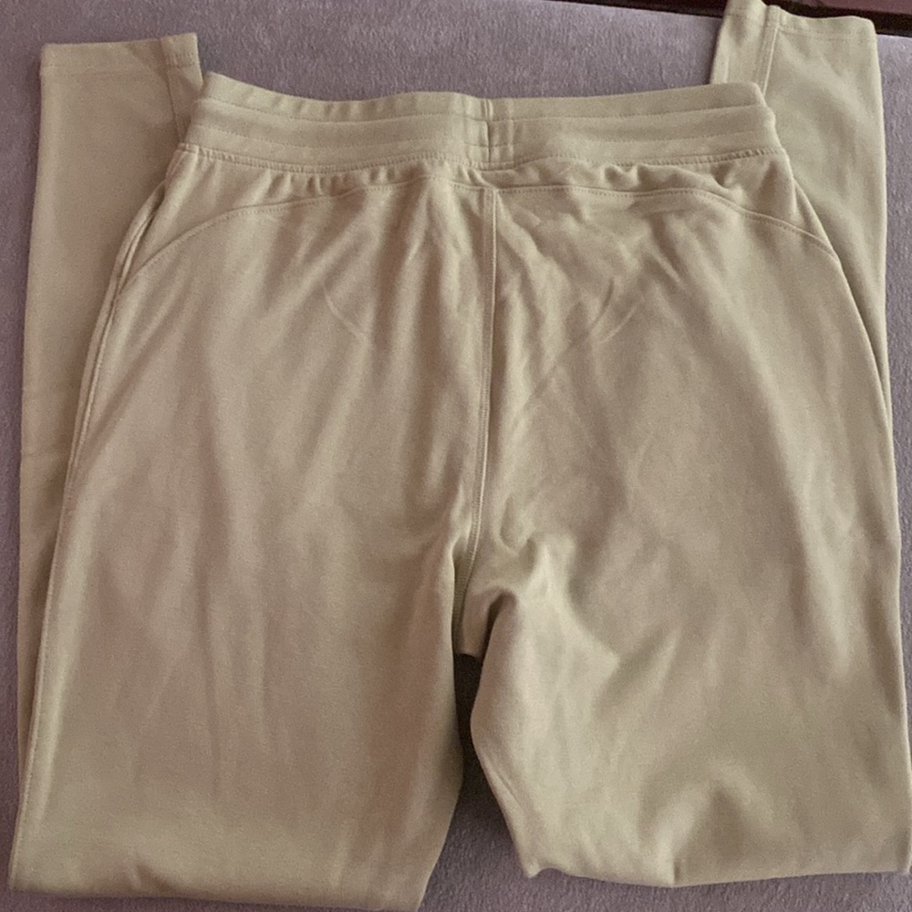 Alphalete Green Joggers High Waist Performance Fit - Picture 7 of 8